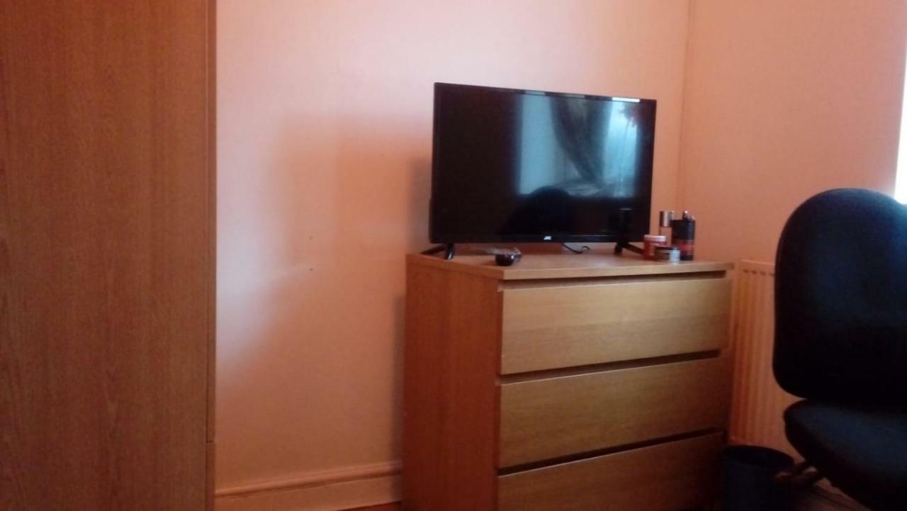 Bed 4 Night Apartment Manchester Bagian luar foto